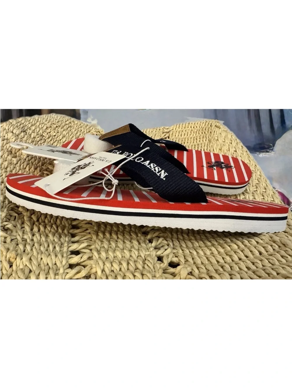 U.S. Polo Assn. Red Stripe Flip Flops Man’s Sz 9-10